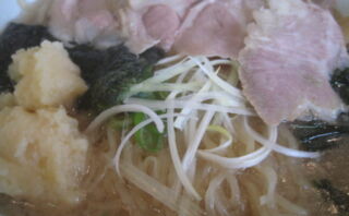 dorublog | うまいラーメンショップ 中村浜店 トッピングににんにく 豆板醤 ramen 新潟 胎内 中条