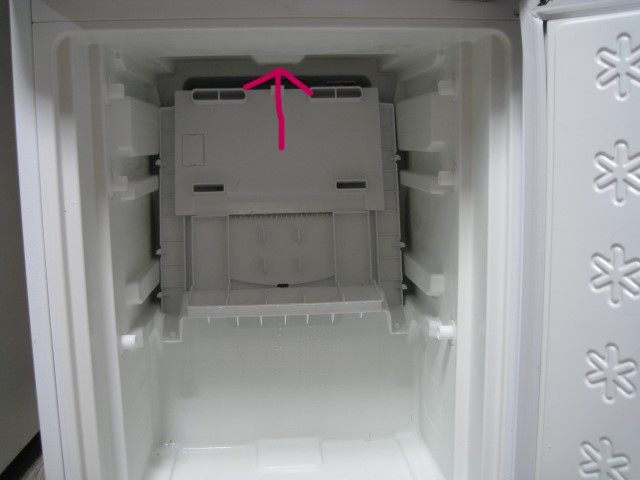 dorublog | 冷蔵庫が冷えなくなった ファンが回らないときの対処法 修理 故障Haier